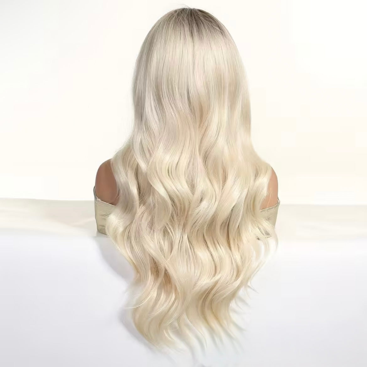Solène – Onde perfette, desiderio che vibra