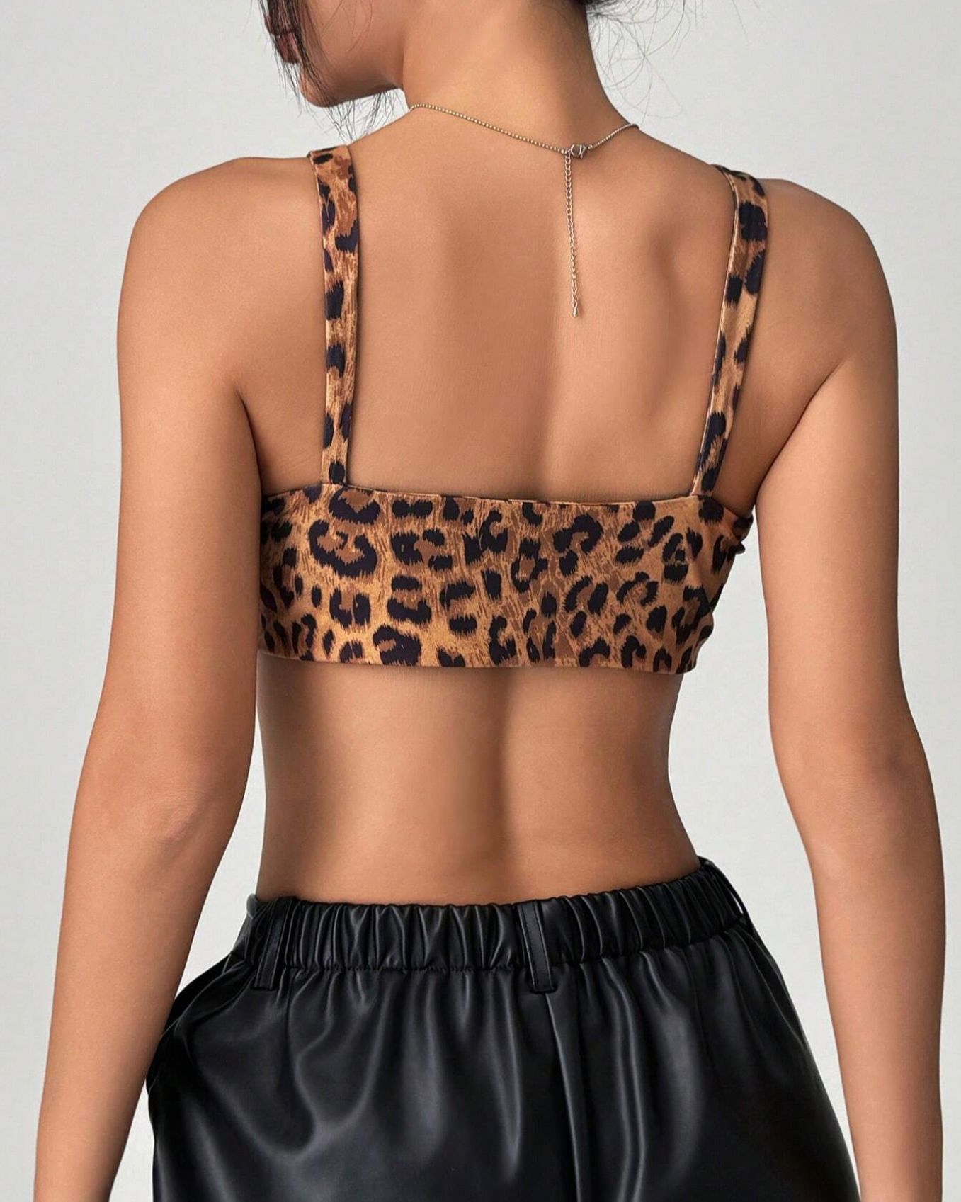 Top Leopard Desire – L’audacia che accende i sensi