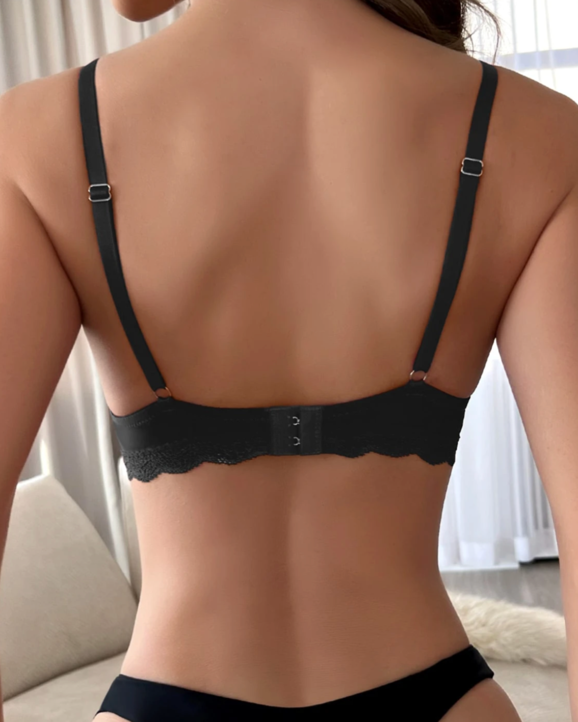 Notte Infinita – Il reggiseno che incanta e seduce