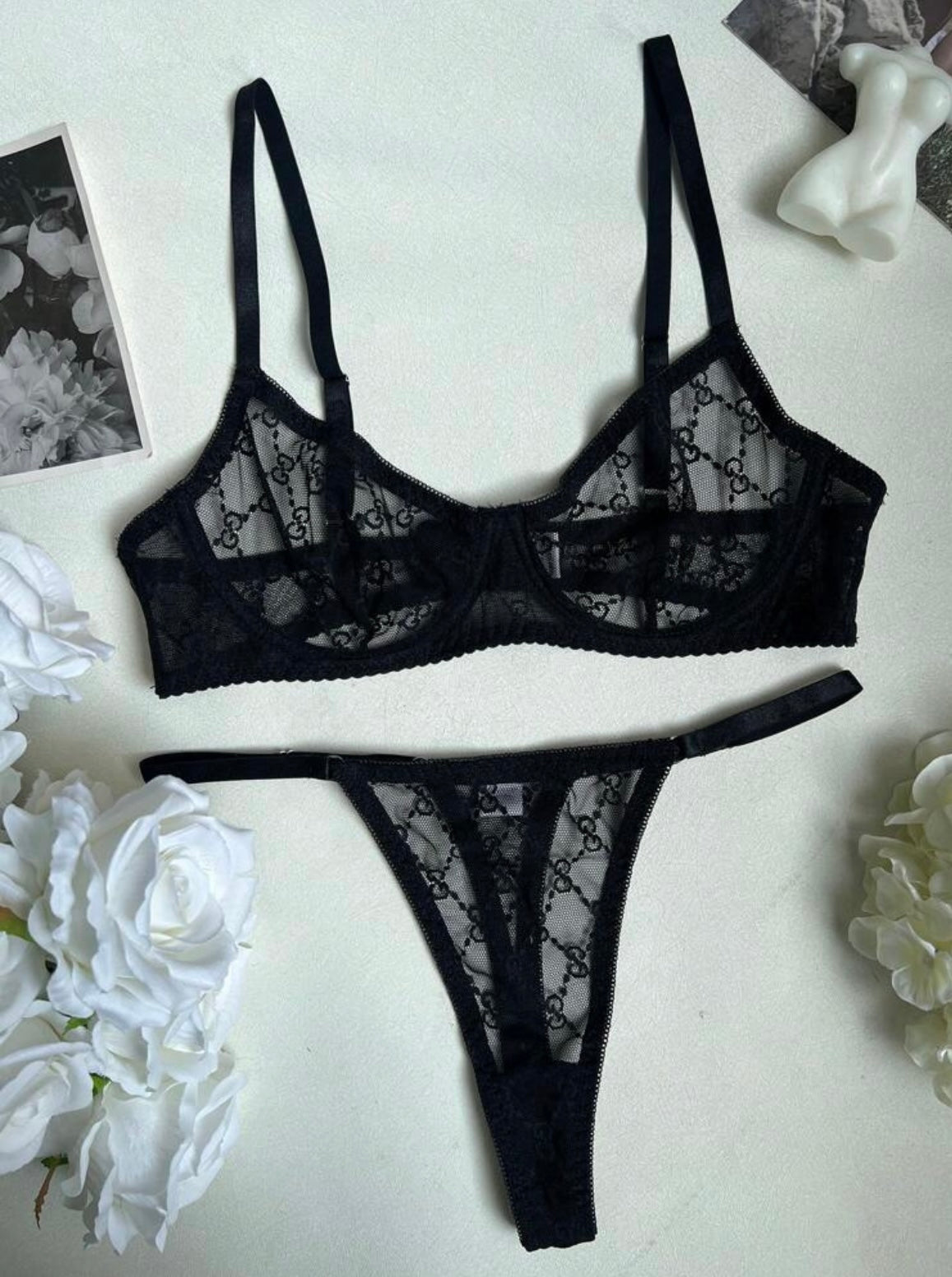 Intimo sexy