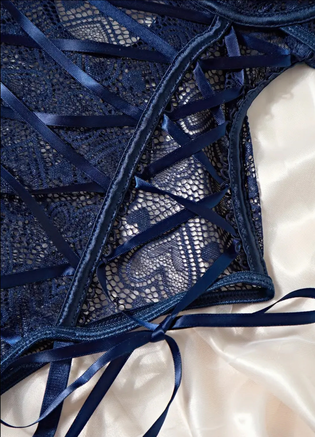 Saphira – Blu come il peccato, dolce come la tentazione