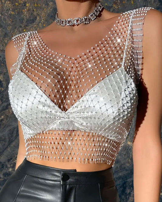 Elisyn — Eleganza che vibra sotto ogni sguardo
